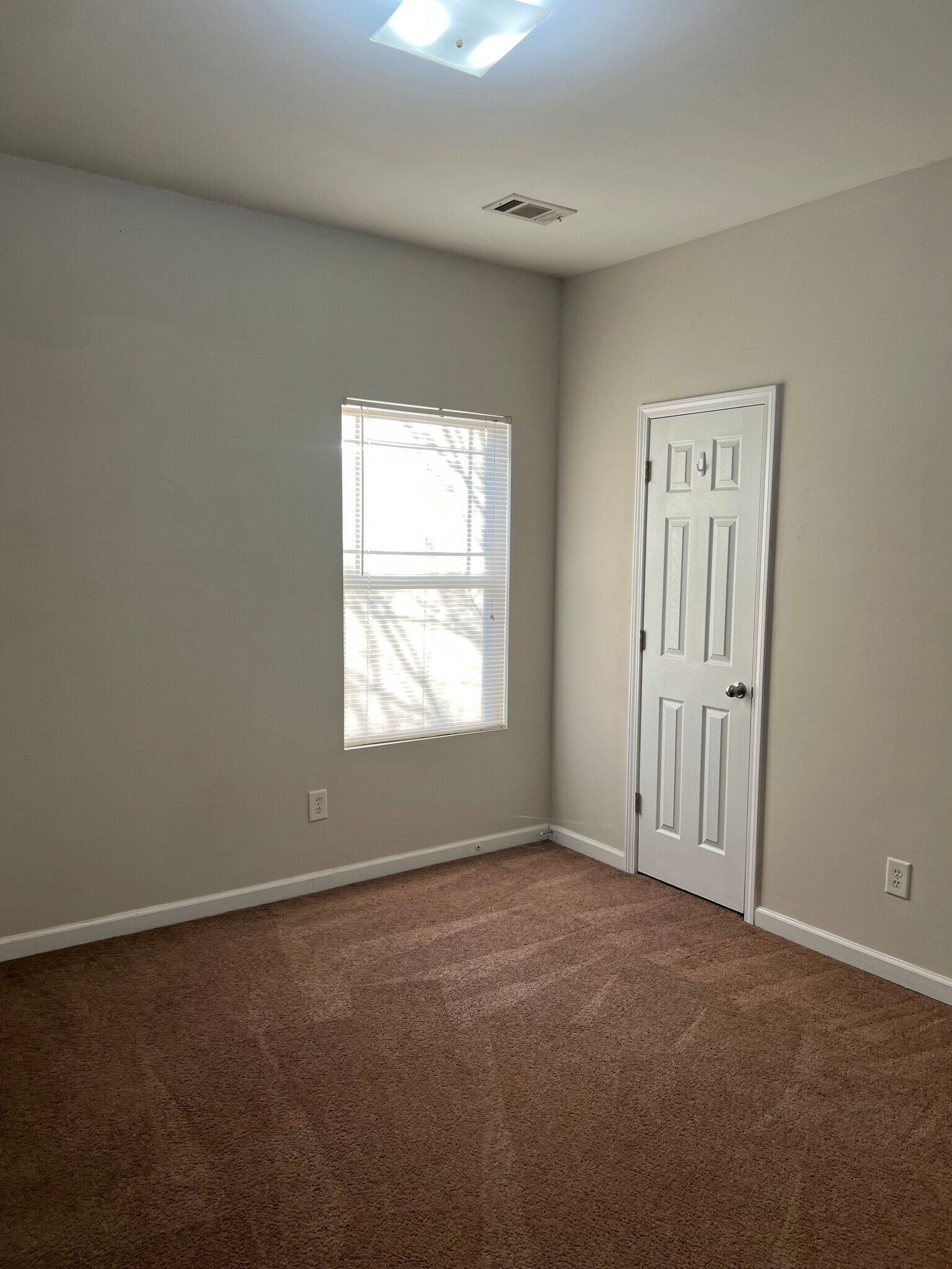 Building Photo - 4028 Haworth Pky