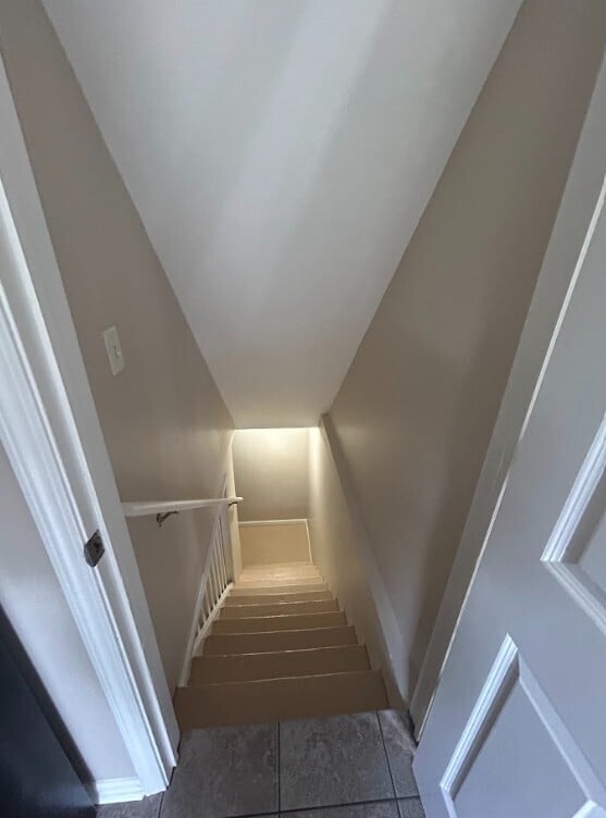 Building Photo - 2245 Pinewood Dr