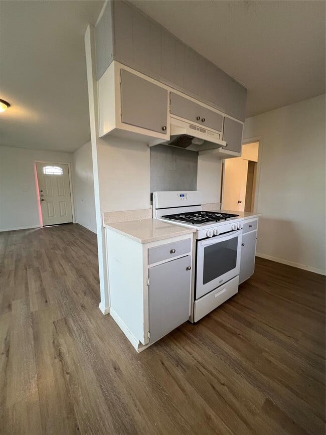 Building Photo - 6003 Cameron Rd