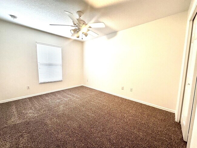 Building Photo - 3845 Silverbell Loop