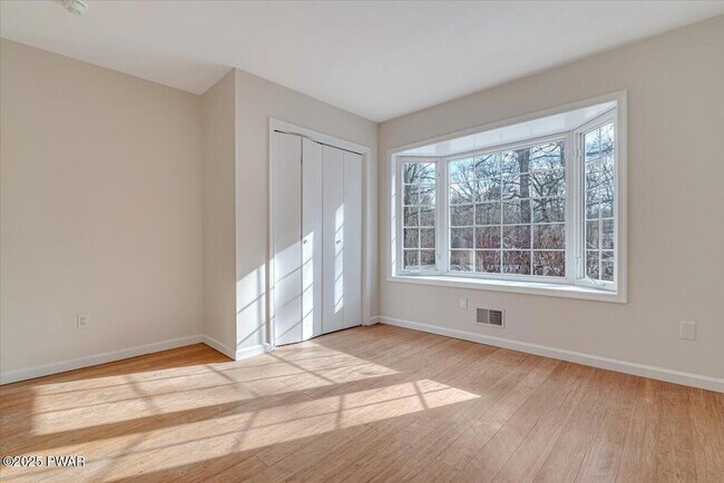 Building Photo - 502 Carrock Way