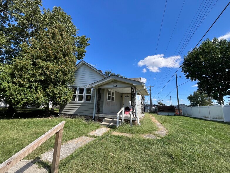 Primary Photo - 119 N 12th St