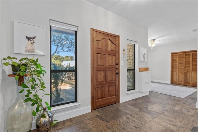 Building Photo - 116 Lei Ct
