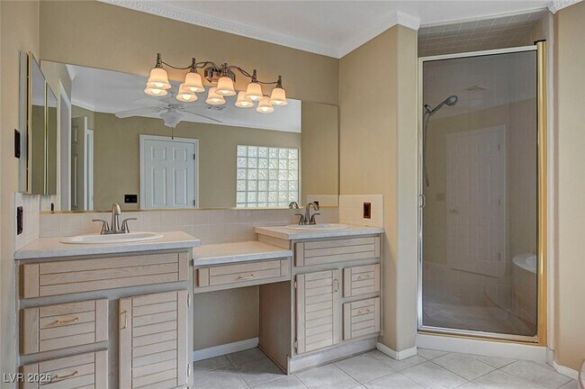 Building Photo - 9433 Angelfish Dr