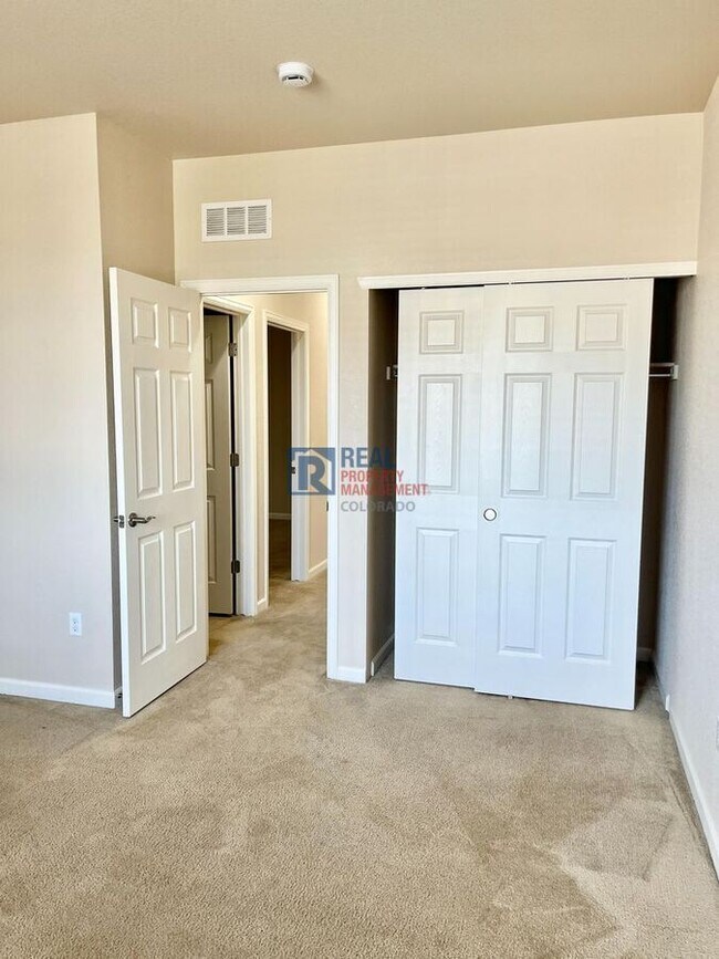 Building Photo - 11287 W Tanforan Cir