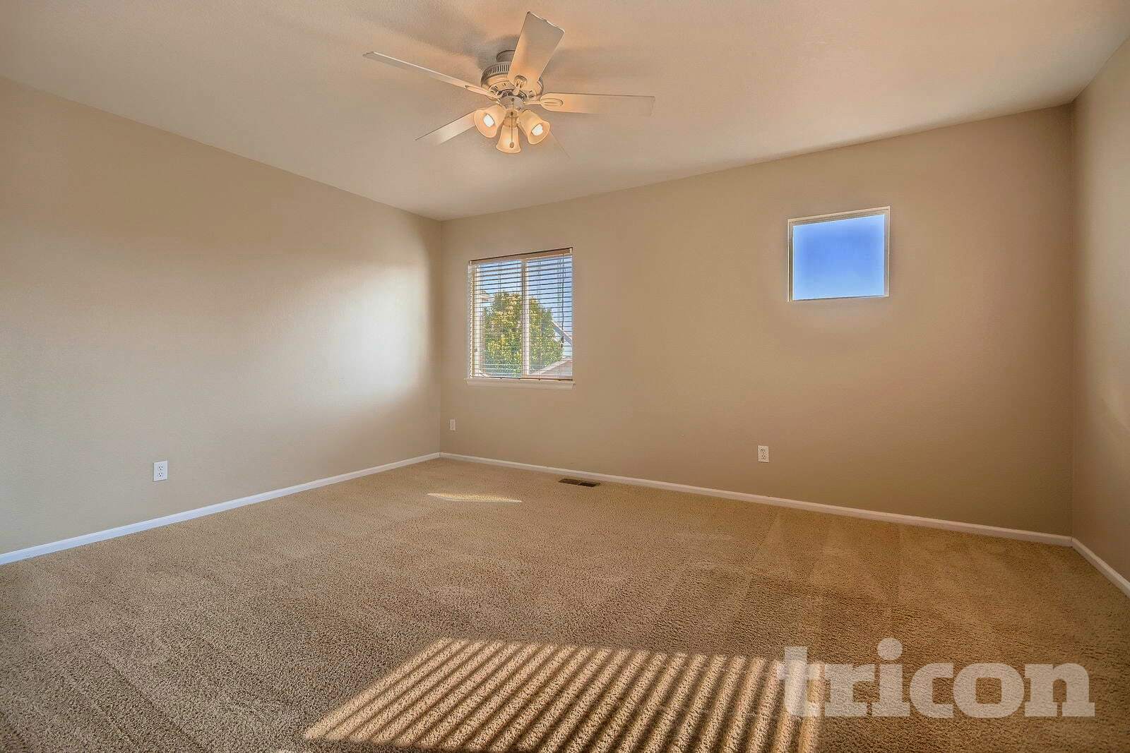 Building Photo - 17061 E 107th Ave