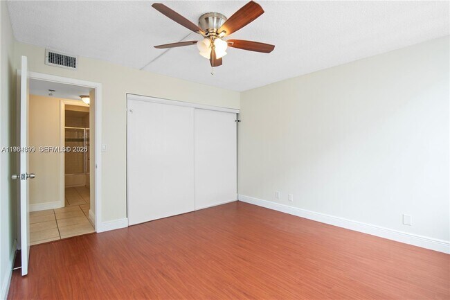 Building Photo - 16740 NE 9th Ave