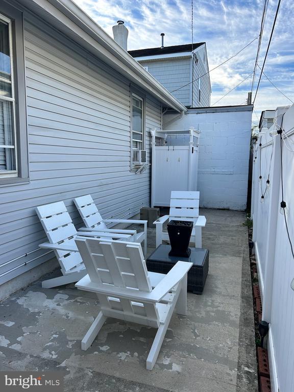 Building Photo - 12 N Swarthmore Ave