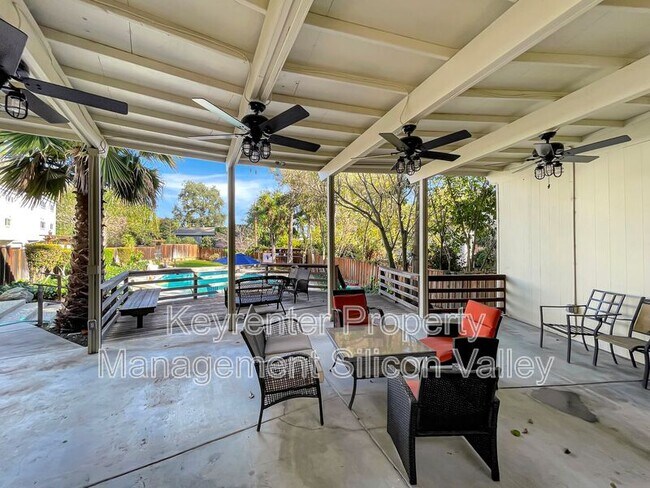 Building Photo - 1898 Meridian Ave