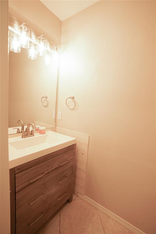 Building Photo - 14106 Glen Canon Ln