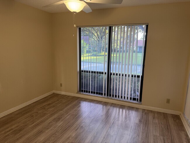 Building Photo - 2632 SW Willowood Cir