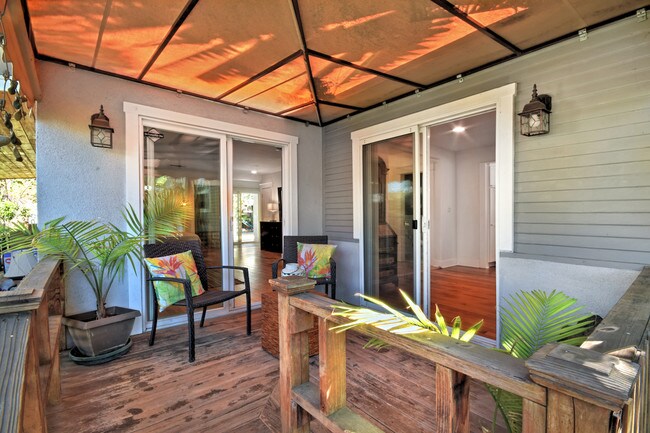 Building Photo - 10633 Chiquita St