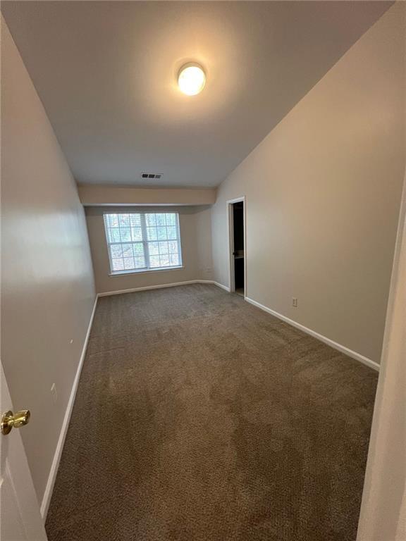 Building Photo - 897 Redwood Dr NW