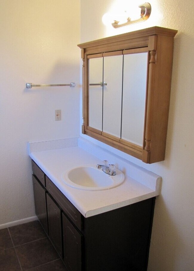 Building Photo - 1191 Paseo San Luis