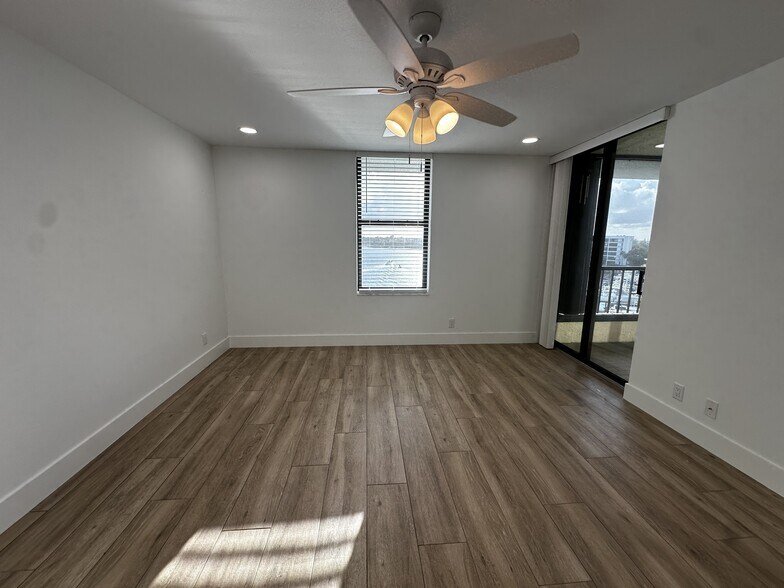 Building Photo - 1748 Jupiter Cove Dr