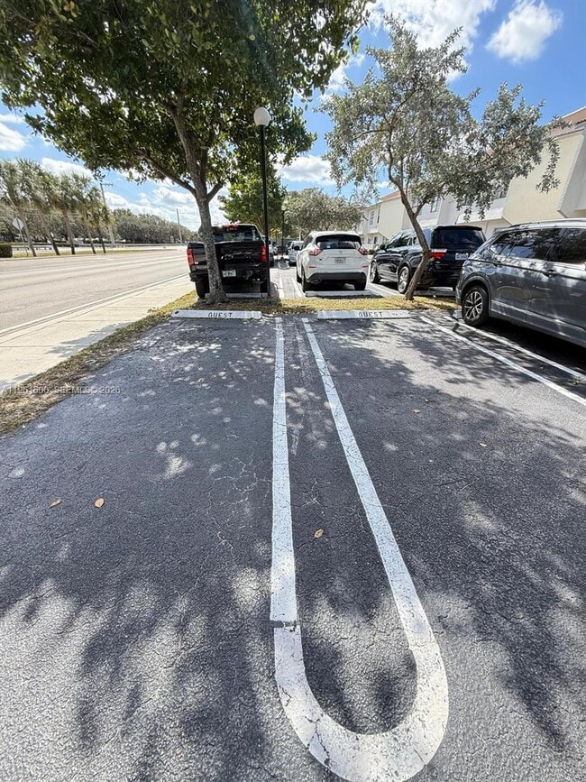 Building Photo - 2566 Coral Springs Dr