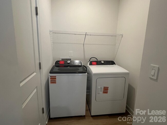 Building Photo - 1281 30th St Ln NE