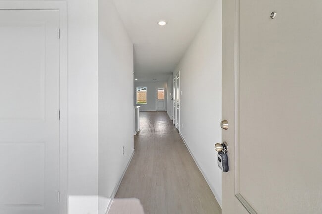 Building Photo - 17322 Roxboro Rdg Ln