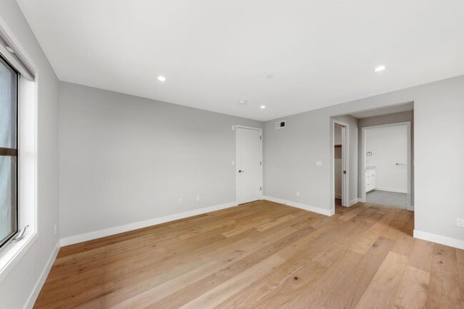 Building Photo - 30 Hermosa Ave