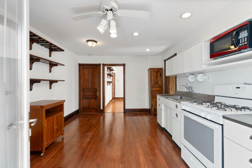 Building Photo - 26 Central Ave