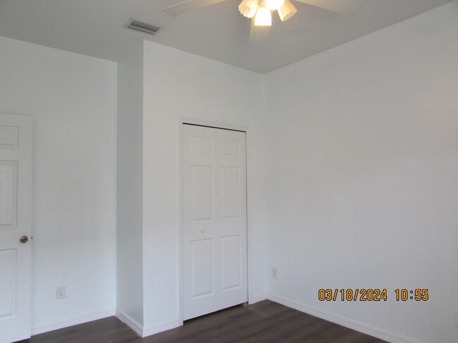 Building Photo - 2089 Maeve Cir