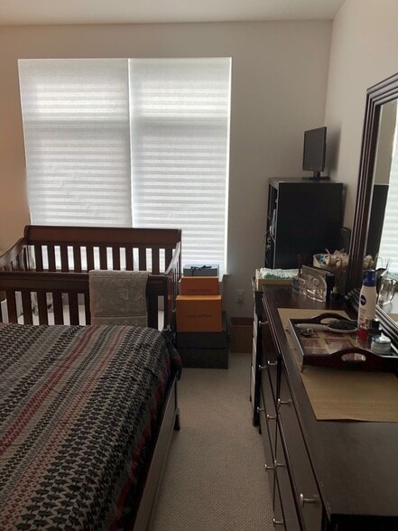 Building Photo - 180 Telford St