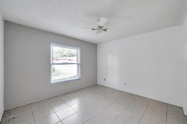 Building Photo - 2291 Shelly Dr
