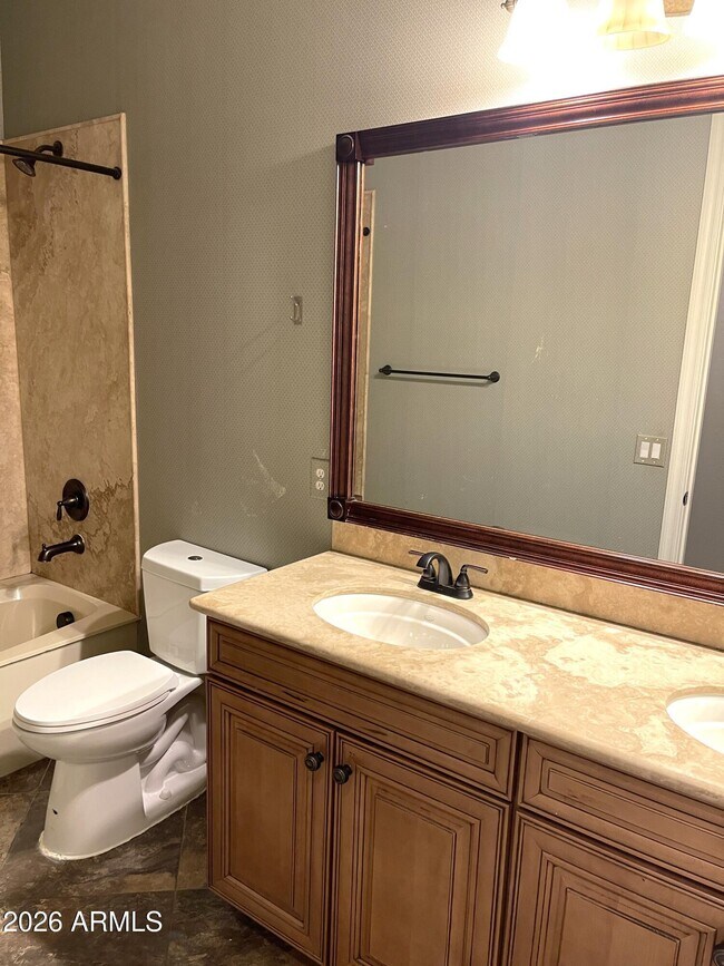 Building Photo - 2543 E Penedes Dr