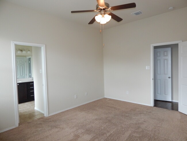 Building Photo - 9604 Glynhill Ct