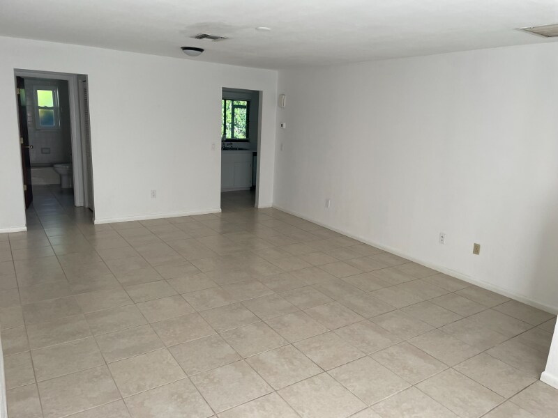 Building Photo - 10022-10028 8th St N