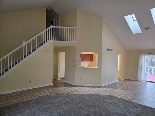 Building Photo - 6067 Abbey Church Rd