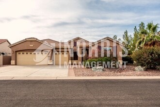 Building Photo - Gorgeous Well Cared For Home with a Casita in Robson Ranch
