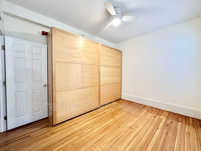 Building Photo - 3155 Mt Pleasant St NW