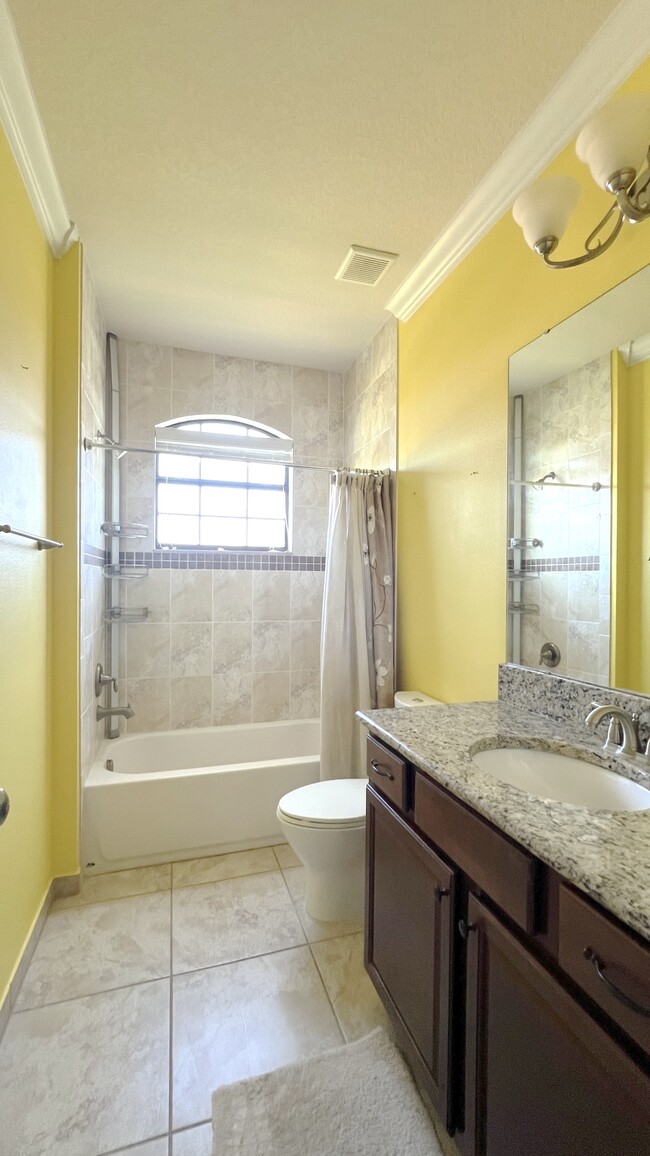 Building Photo - 10907 Mobberley Cir
