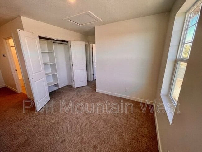 Building Photo - 1386 Copper Sky Dr