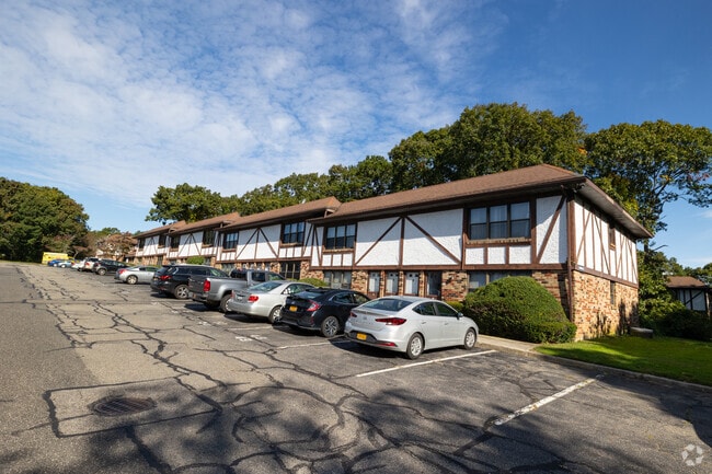 Building Photo - Hidden Meadows Cooperative