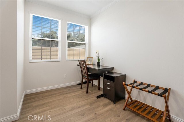 Building Photo - 89 N Grand Oaks Ave