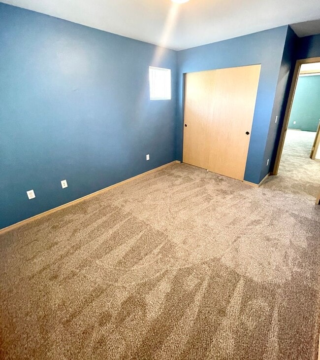Building Photo - 3 Bedroom Home in DuPont