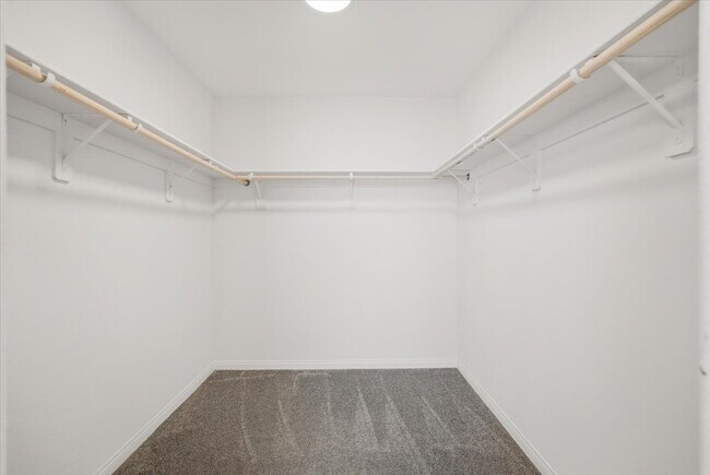 Building Photo - 10920 Oregano Ave