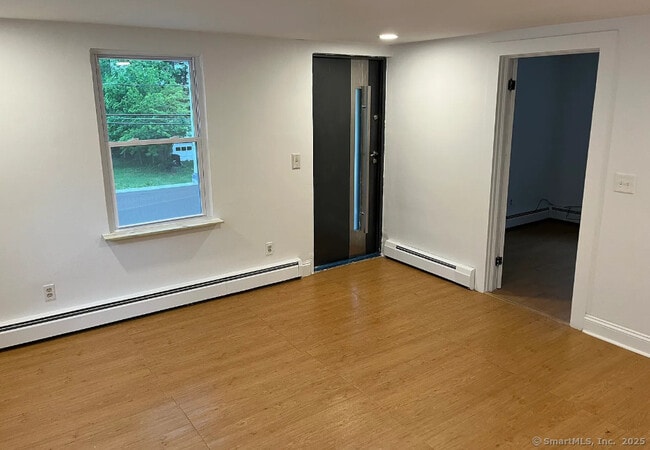 Primary Photo - 261 Hillside Ave