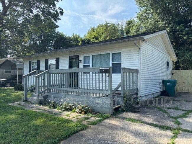 Primary Photo - 5406 Catalina Ave
