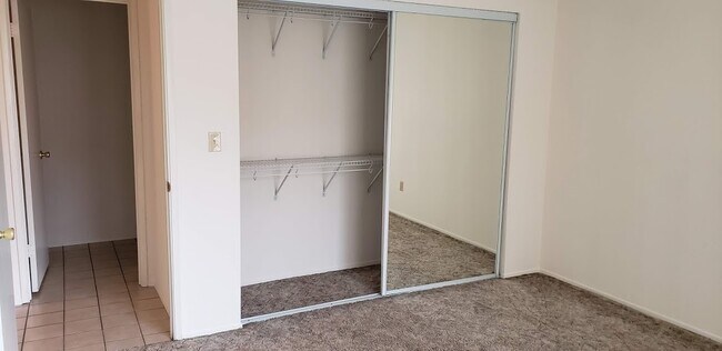 Building Photo - 1705 W Olive Ave