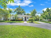 Building Photo - 6510 SW 63rd Ct