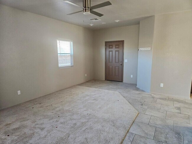 Building Photo - 36337 W Velazquez Dr