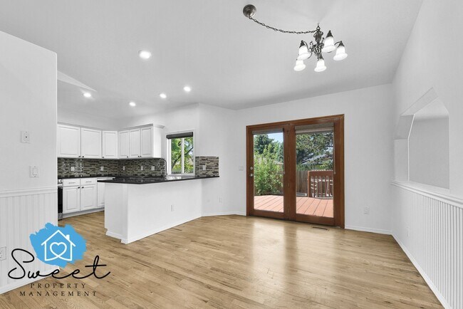 Building Photo - 5499 S Yarrow Pl