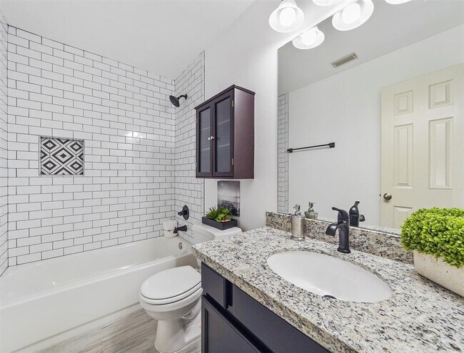 Building Photo - 25110 Hazel Ranch Dr