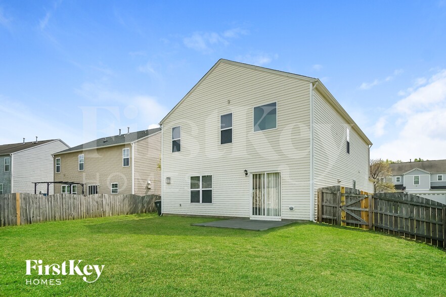 Building Photo - 6831 Horseback Lane