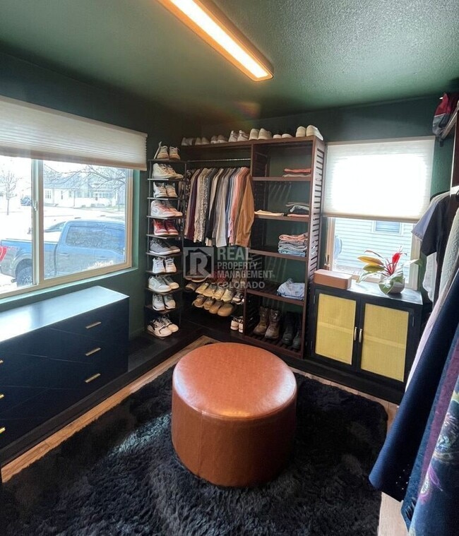 Building Photo - 108 Walnut St