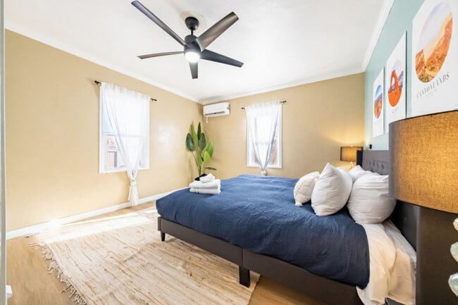 Building Photo - 170 E 100 N