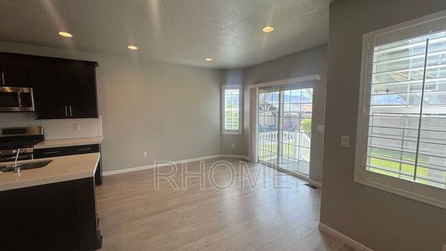 Building Photo - 13022 Sand Creek Dr